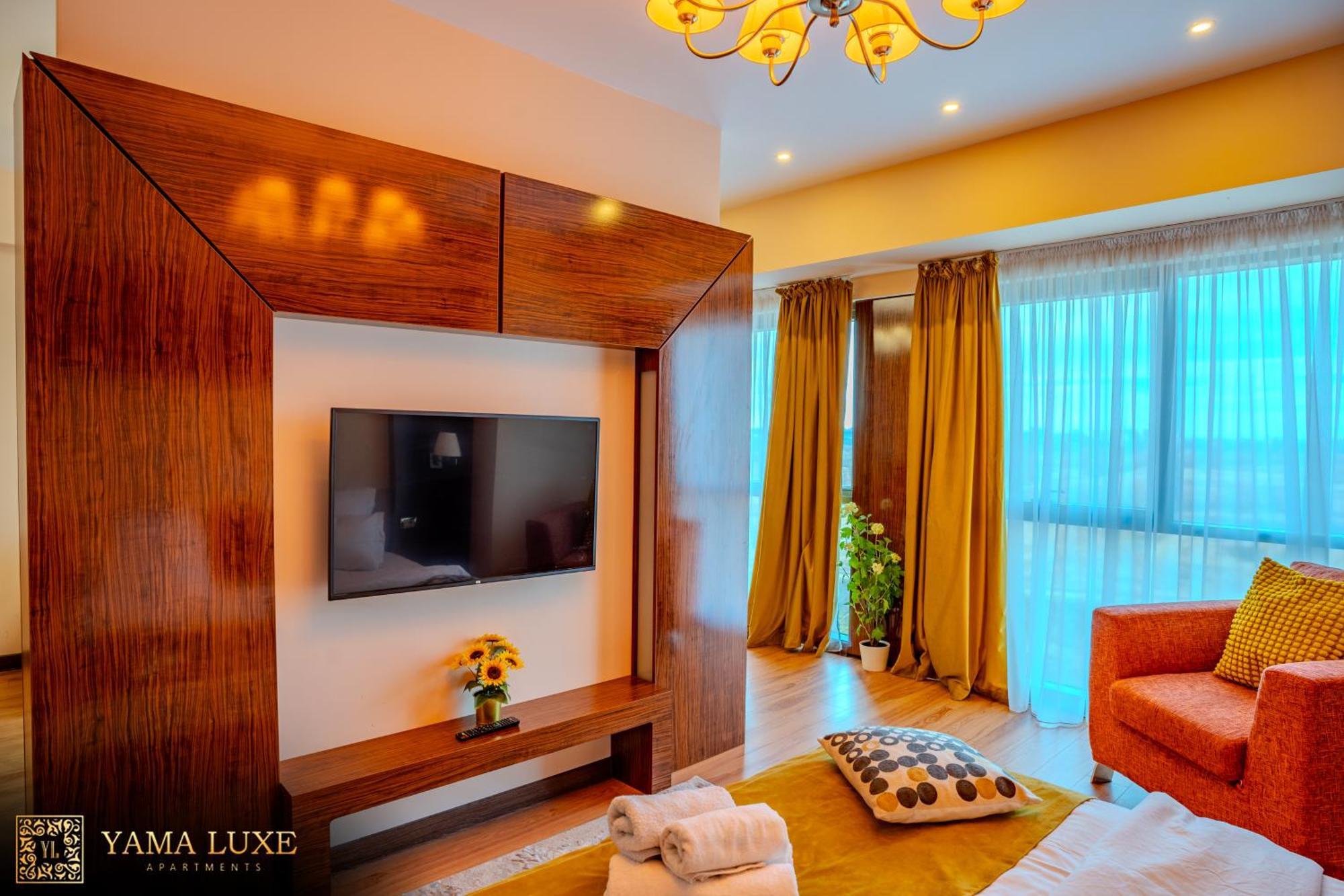 Presidential Luxury Apartments With Amazing View - Yamaluxe Bucharest Luaran gambar